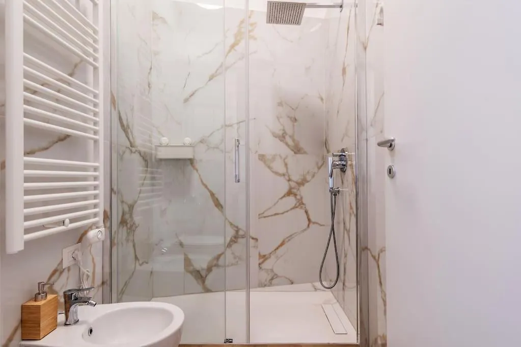 La Dimora Di Paola In Piero Della Francesca Apartman Milánó 0*,  Olaszország